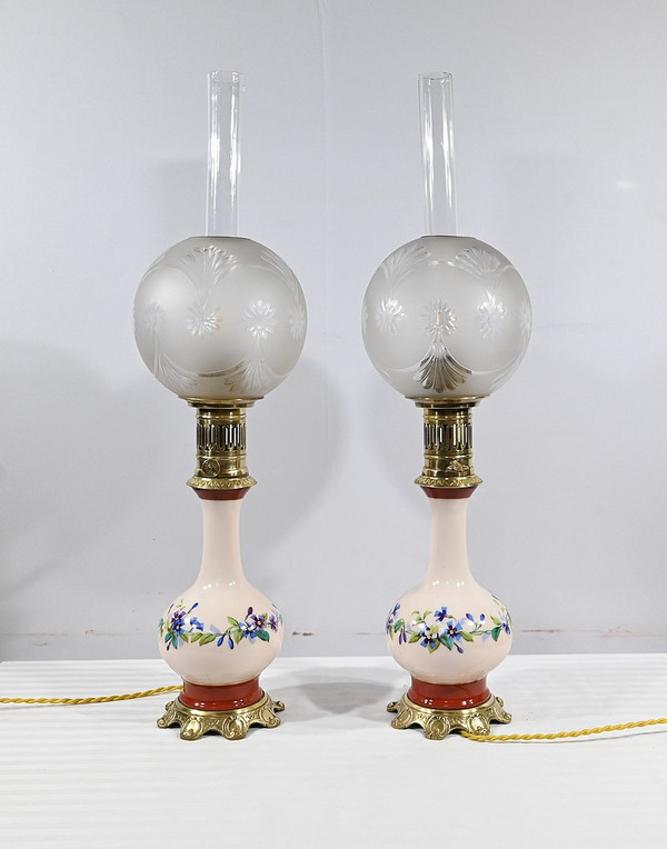 Pair of Porcelain Oil Lamps, electrified - Late 19th century