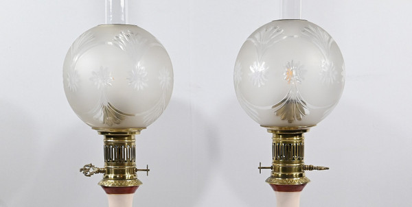 Pair of Porcelain Oil Lamps, electrified - Late 19th century