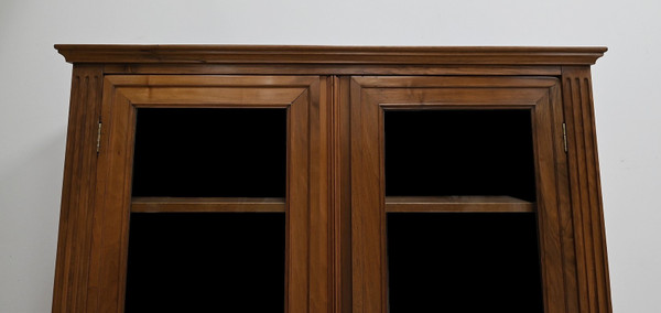 Solid walnut bookcase, Louis XVI style - Mid-19th century