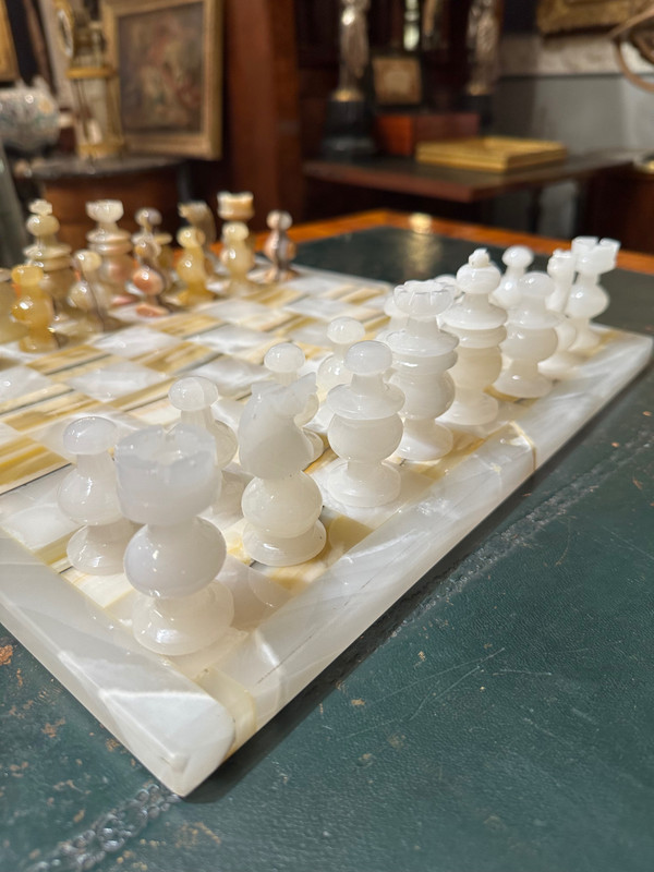 Jeux D’échecs En Agathe Et Onix 