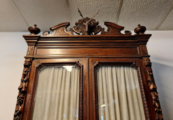 Renaissance Chateau Walnut half-moon bookcase circa 1850 (H 281cm)