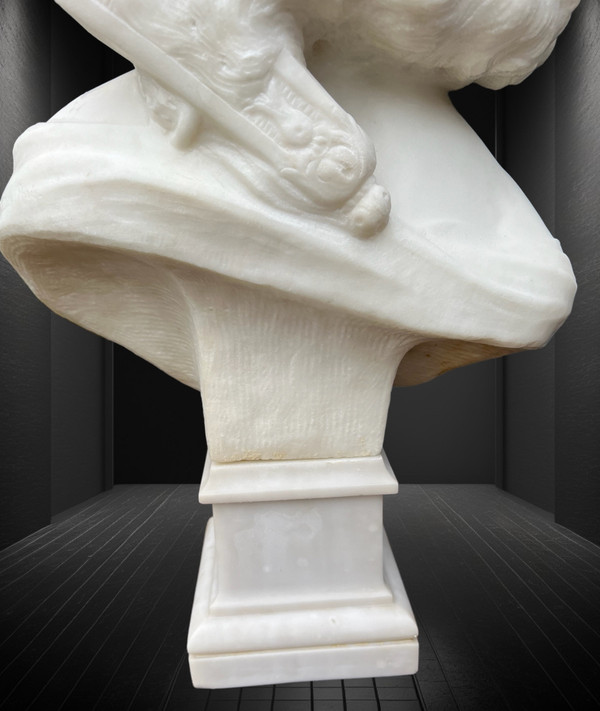 BUSTO DI FANCIULLA IN MARMO DI CARRARA FIRMATO DA ( FERNAND CIAM 1889-1954 )