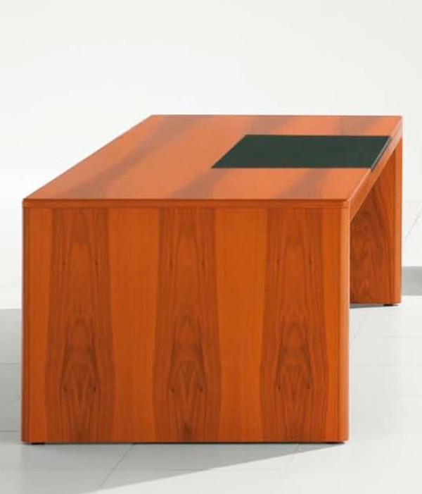 Italian design executive desk by Roberto Danesi for Maison Frezza