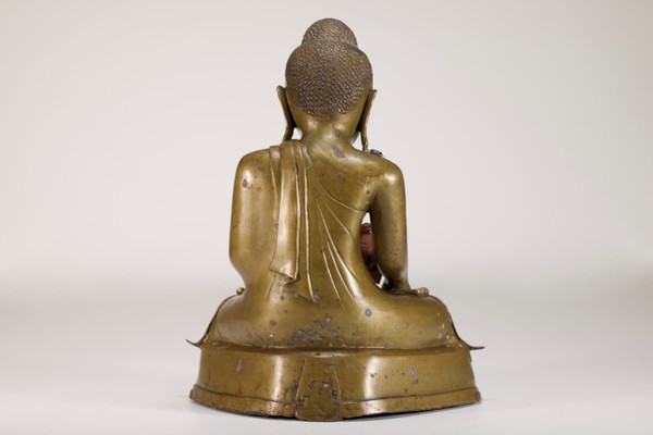 Burmese bronze Shakyamuni Buddha, 19th century.