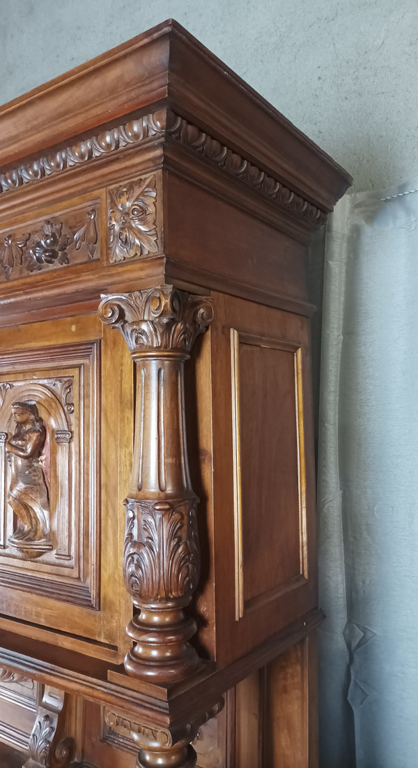 19th century Renaissance walnut sideboard