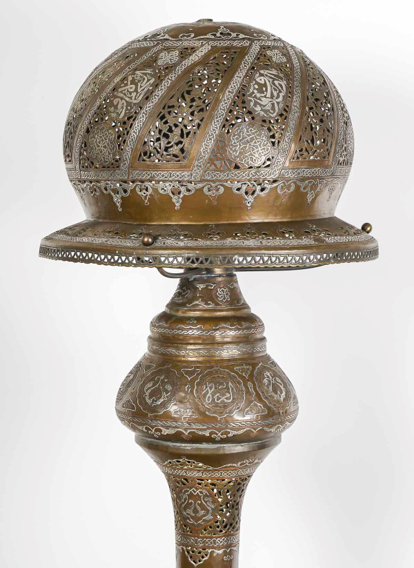 Syrian Floor Lamp In Openwork Metal Late 19th Century