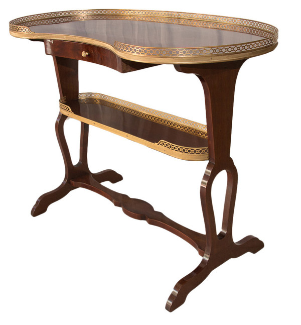 Mahogany kidney-shaped table Louis XVI style Late 19th century