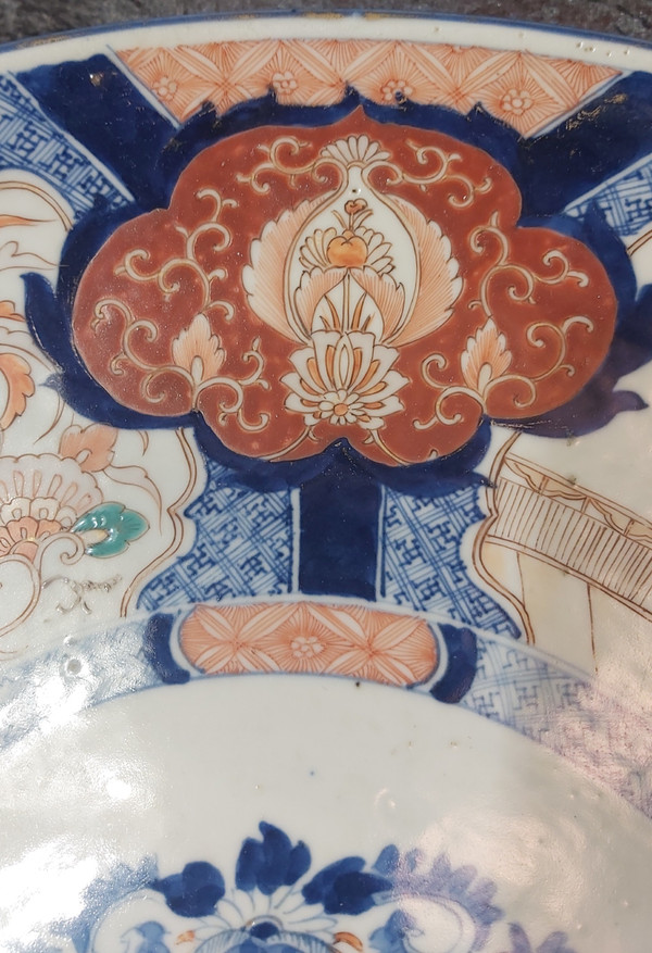 Rare and very large 19th century Imari dish