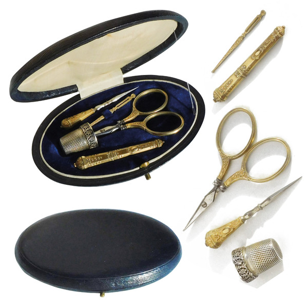 Piccolo set da cucito in vermeil con custodia in pelle della fine del XIX e inizio del XX secolo