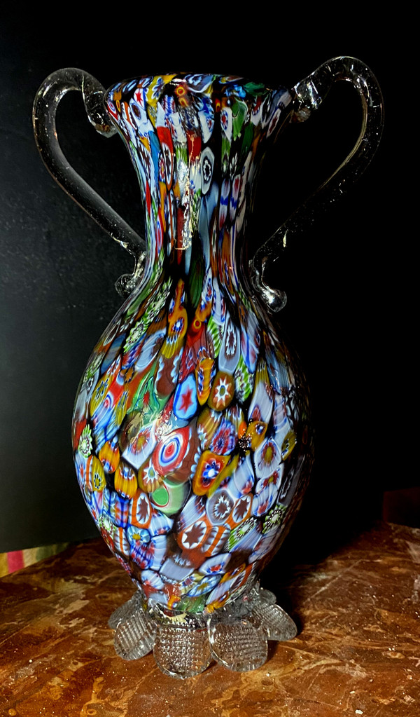 Vase col Murano millefiori de Murano à anses des Années "60" aux riches et divers couleurs