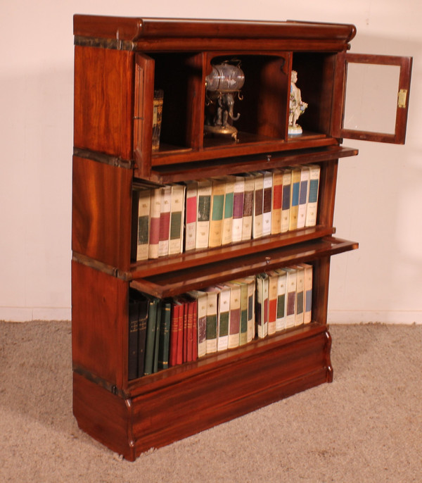 Globe Wernicke Bookcase In Mahogany Of 3 Elements With Small Cabinet