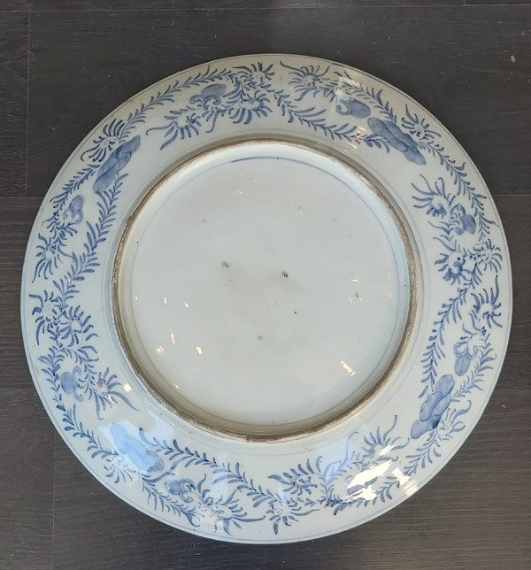 Rare large 19th century Imari dish