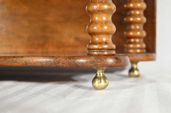 Walnut shelf, Louis Philippe period - Mid-19th century