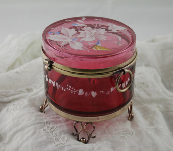 Pink glass box with enamel decoration attributed to Cristallerie Moser 1880-1900