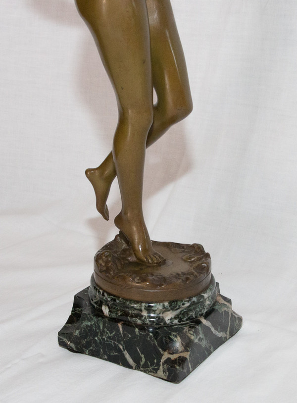 Nymphe Aus Bronze Signiert J Garnier 1853 - 1910