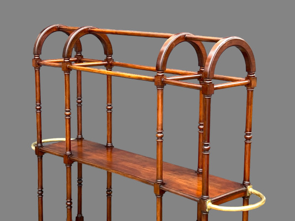 19th CENTURY WALNUT HOUSEHOLD AND ROPE HOLDER IN BRASS AND ZINC POTS