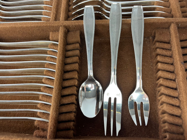 Christofle cutlery model Atlas 145 pieces Silver