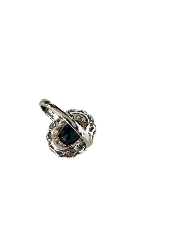 Art Deco Ring In Gold, Platinum, Sapphire And Diamonds