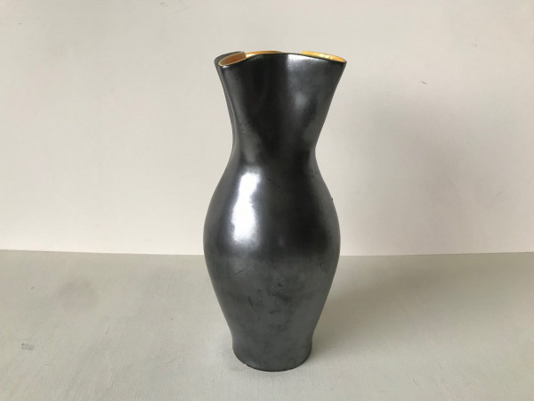 Vaso in ceramica prodotto da CAB (Céramique d'Art de Bordeaux).