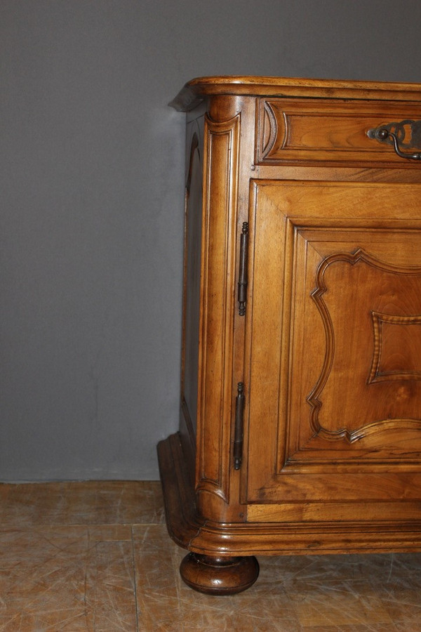 Louis XIV sideboard in 18th century walnut