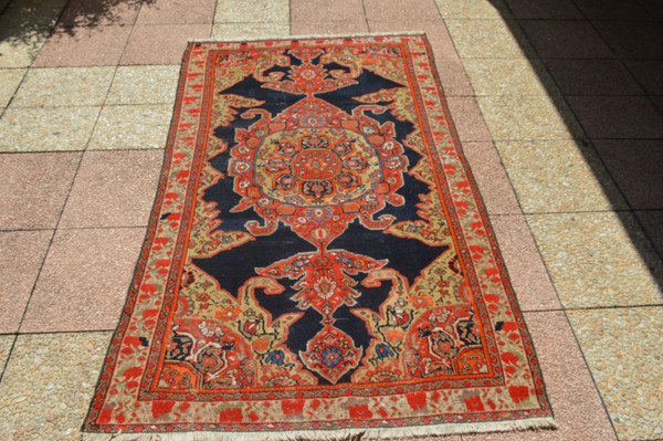 Old carpet from Iran (Melaier)