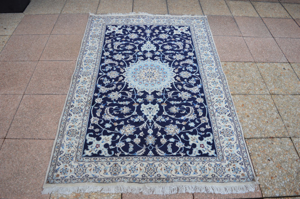 Iranian rug (Dwarf)