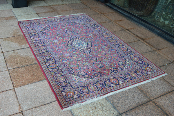 Iranian carpet (old Kashan)