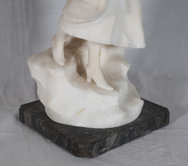 Alabaster Sculpture "la Frileuse" Signed A. Del Perugia (XIX-XX)