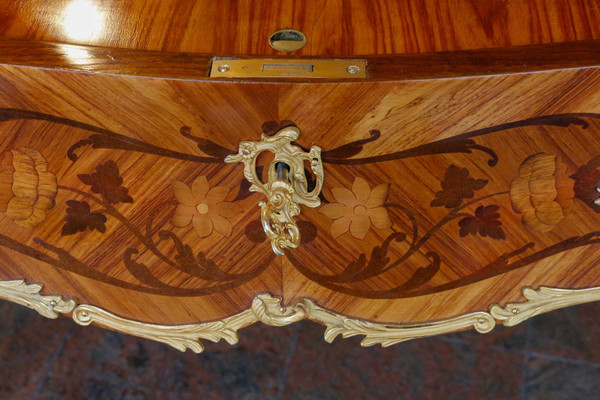 A beautiful Louis XV style writing table