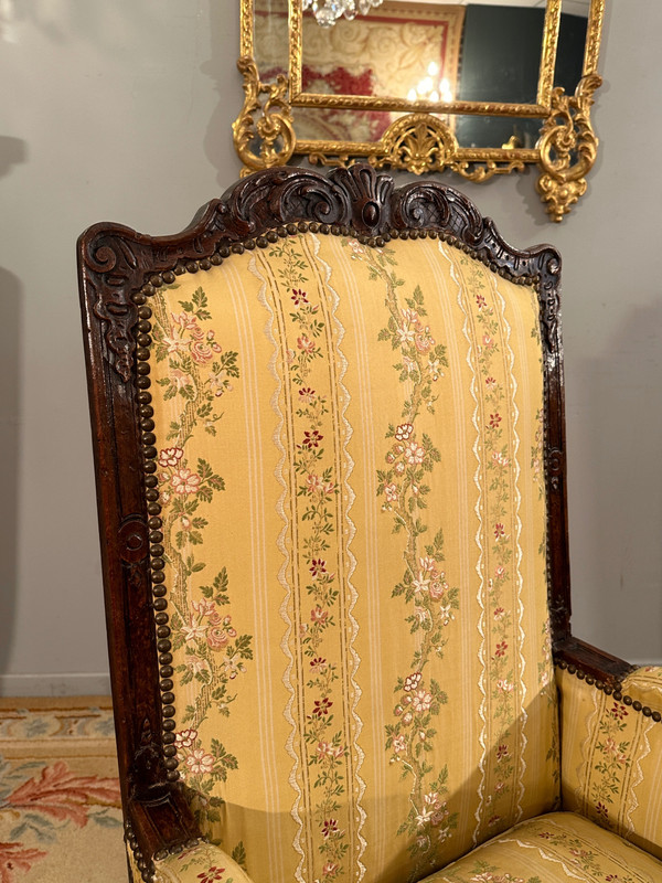 Important Bergère In Walnut From The Regency Period Circa 1720