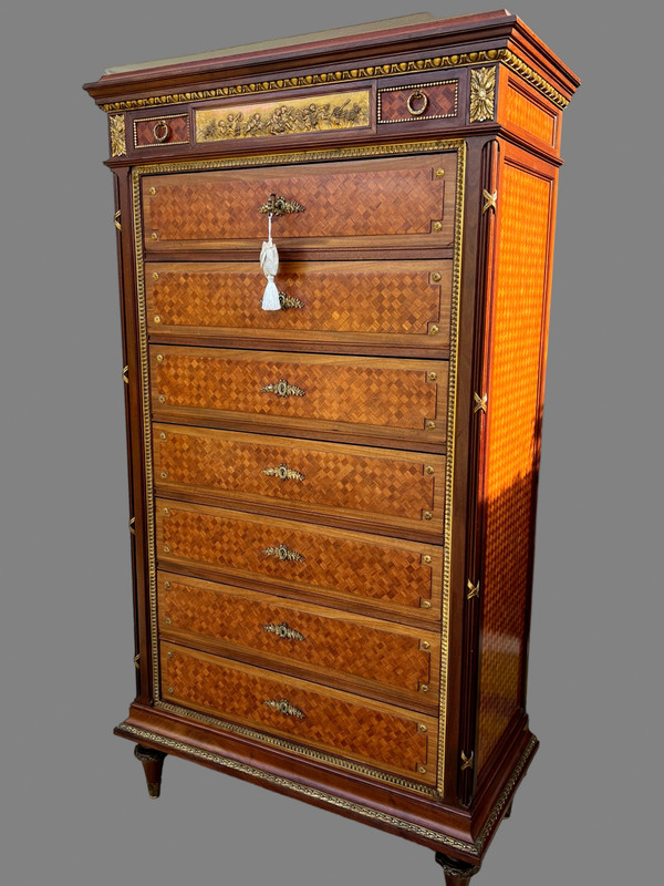 19th C. LOUIS XVI STYLE WEEKLY DIAL IN CUBE MARQUETRY DECORATED WITH GILT BRONZE