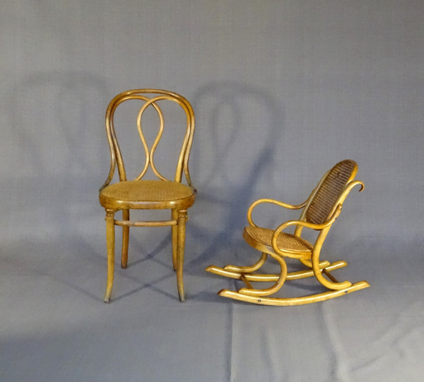 THONET Rocking Chair N°1 , Kind, naturfarben. Ca, 1910