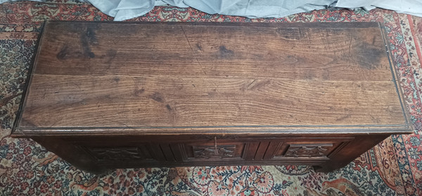 19th century Louis XIV oak chest