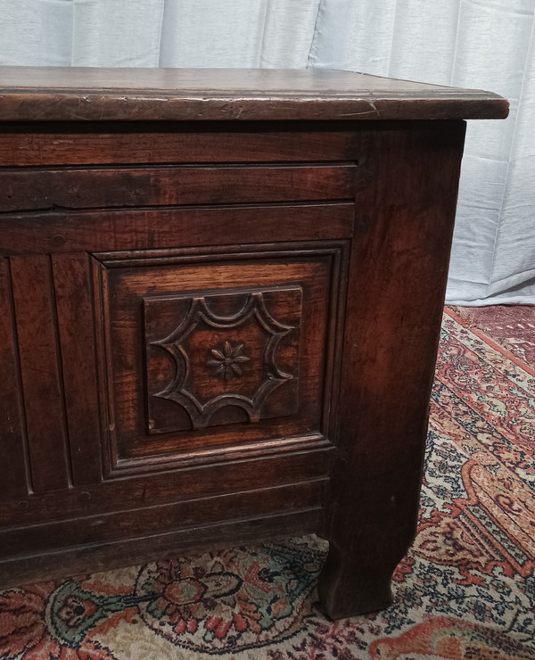 19th century Louis XIV oak chest