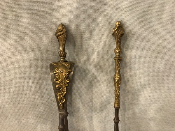 Set of an iron and bronze shovel and tongs, 19th century