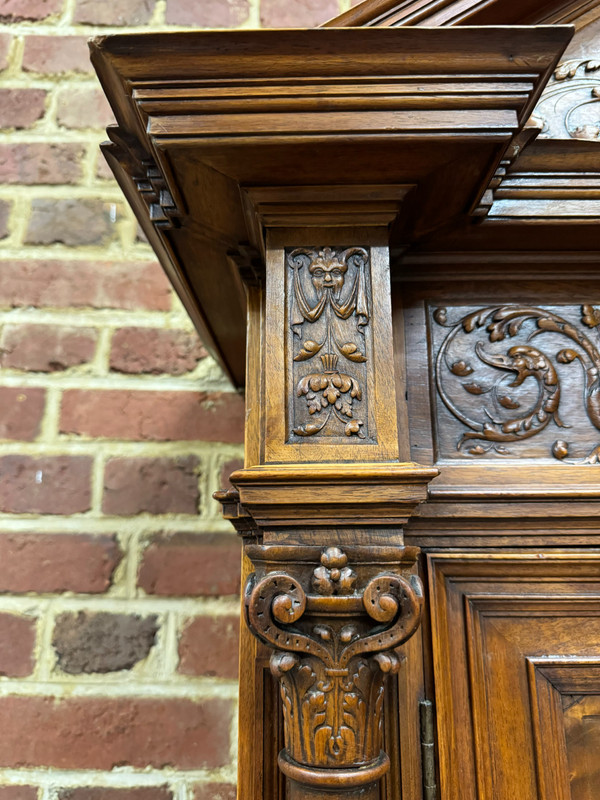 TWO-BODY CARVED RENAISSANCE BUFFET