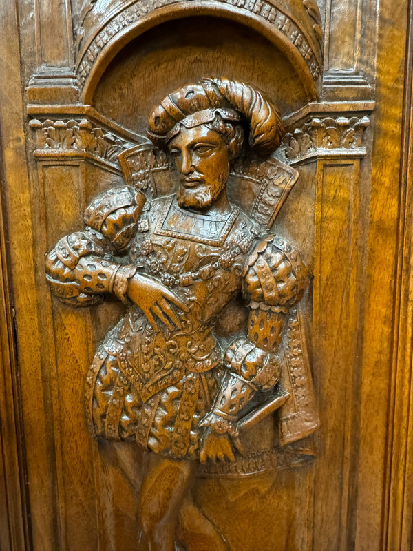 TWO-BODY CARVED RENAISSANCE BUFFET