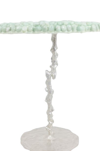 Decorative pedestal table in semi-precious stones. Contemporary work.