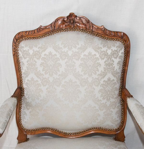 Fauteuil à Dossier Plat Estampillé époque Louis XV