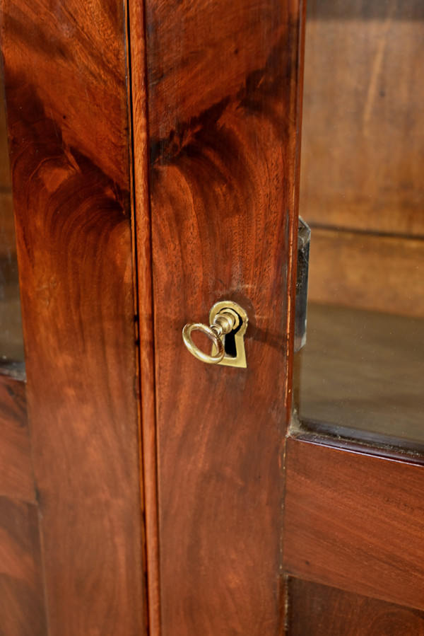 Small Mahogany Bookcase, Restoration Period – Early 19th Century