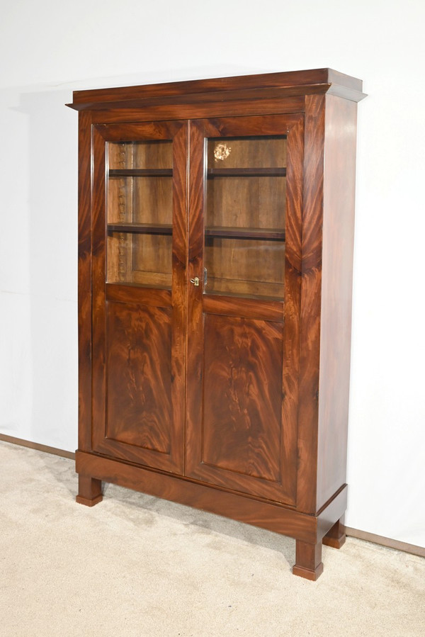 Small Mahogany Bookcase, Restoration Period – Early 19th Century