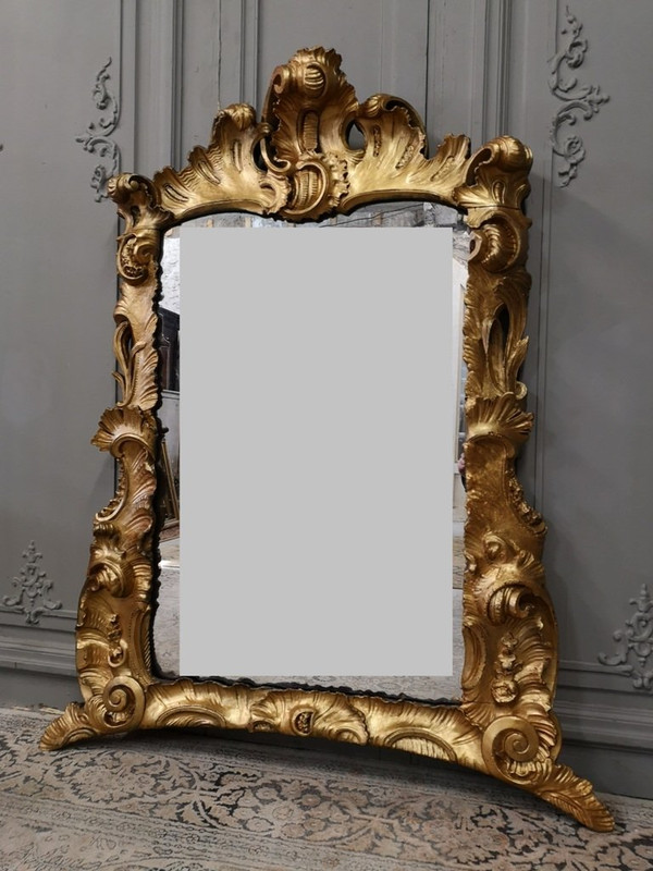 Louis XV period Italian giltwood mirror. Mid 18th century