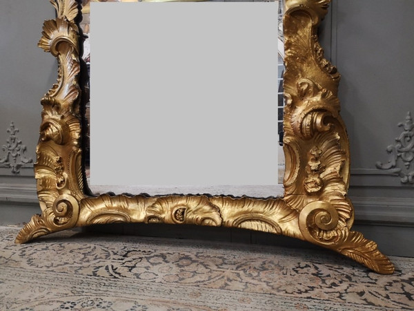 Louis XV period Italian giltwood mirror. Mid 18th century