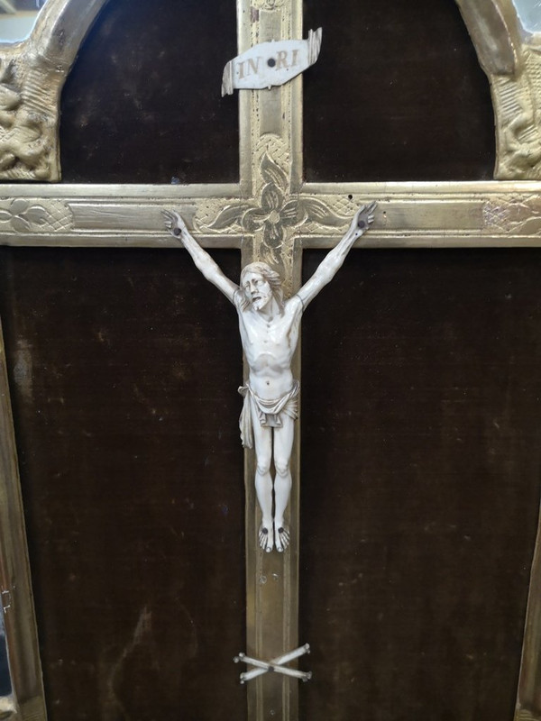 Christ In Ivory In Its Beaded Frame. Regency Period