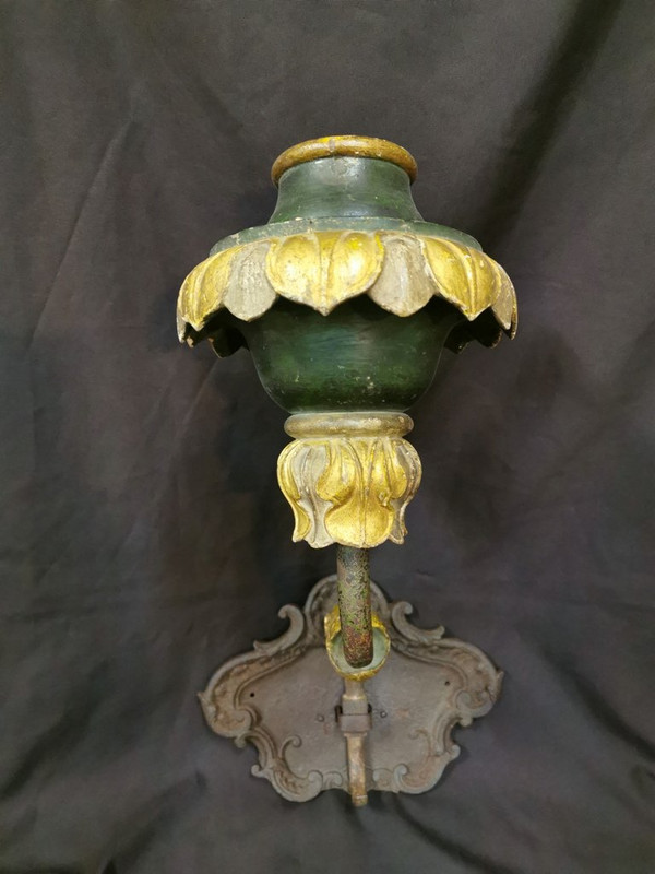 Large Removable 18th Century Carousel Sconce