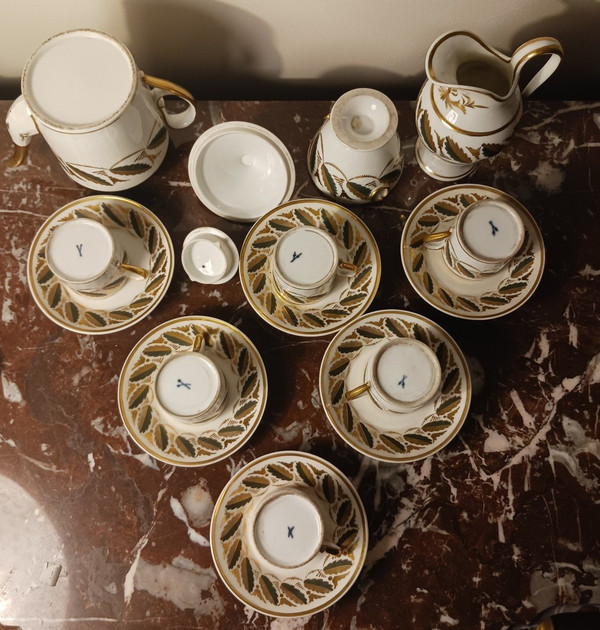 Manufacture de Locré - tea service - gilded and painted porcelain - Empire, Restoration - 9 pieces