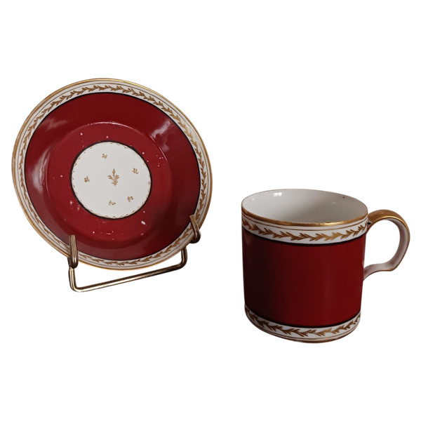 Manufacture du duc d'Orléans, Pont aux Choux, vers 1793 - tasse litron et soucoupe - fond carmin et ruban de deuil royaliste