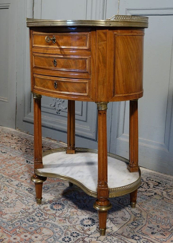 Table Chiffonnière d'époque Louis XVI En Acajou