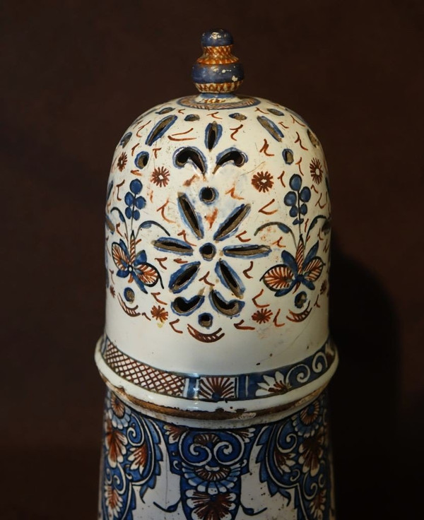 Rouen Guillibaud earthenware shaker