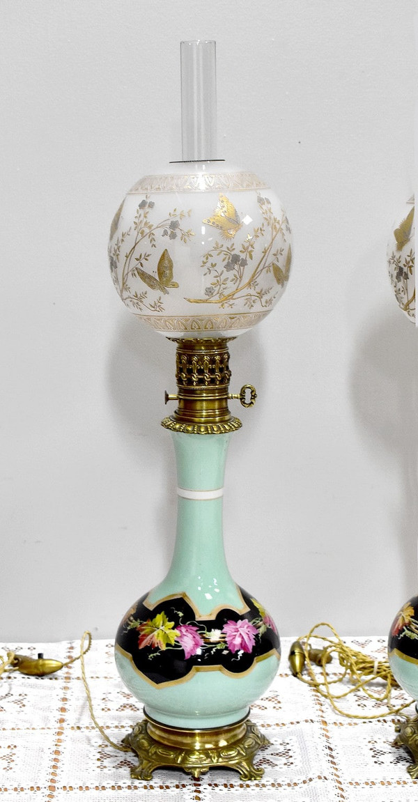 Pair of electrified oil lamps - 19th century